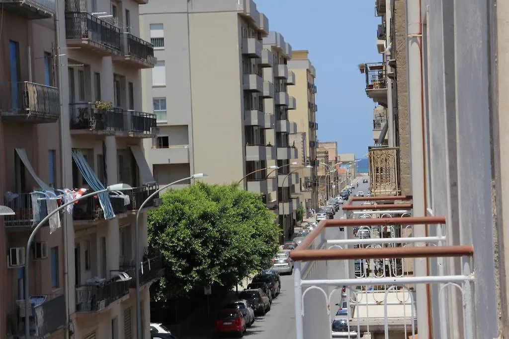 B&B Il Rais Trapani 0*,  Itálie