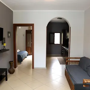 Conte Agostino Pepoli Apartamento
